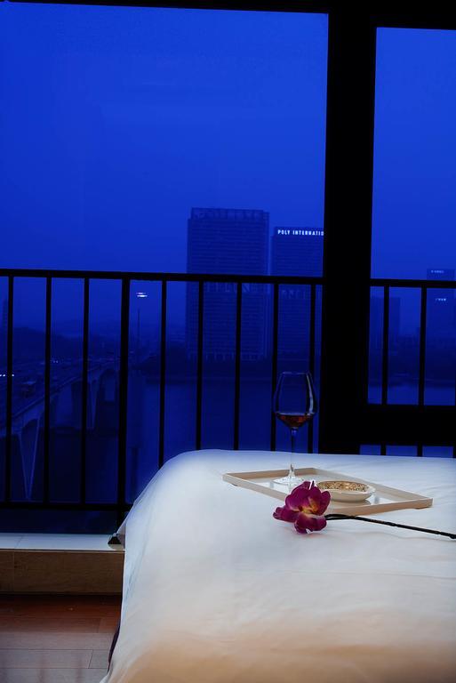 U Hotel Apartment Kuangcsou Kültér fotó